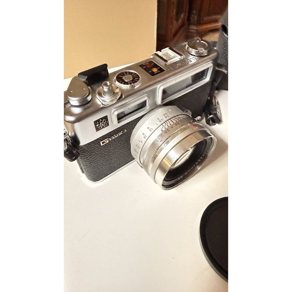 Vintage Yashica Electro 35 GSN Rangefinder Camera 45mm f1.7 Lens Case - Untested